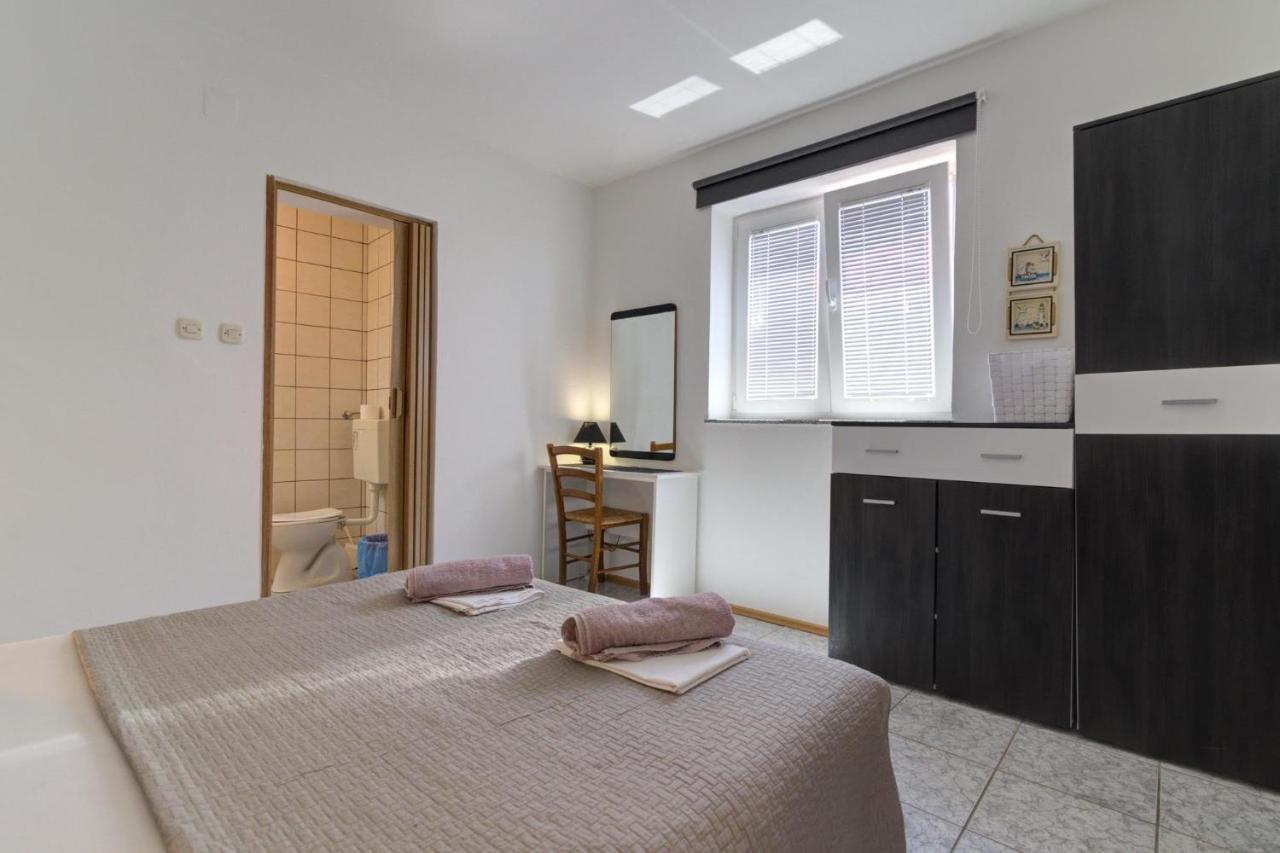 Apartments Maja I Ante Zengg Kültér fotó