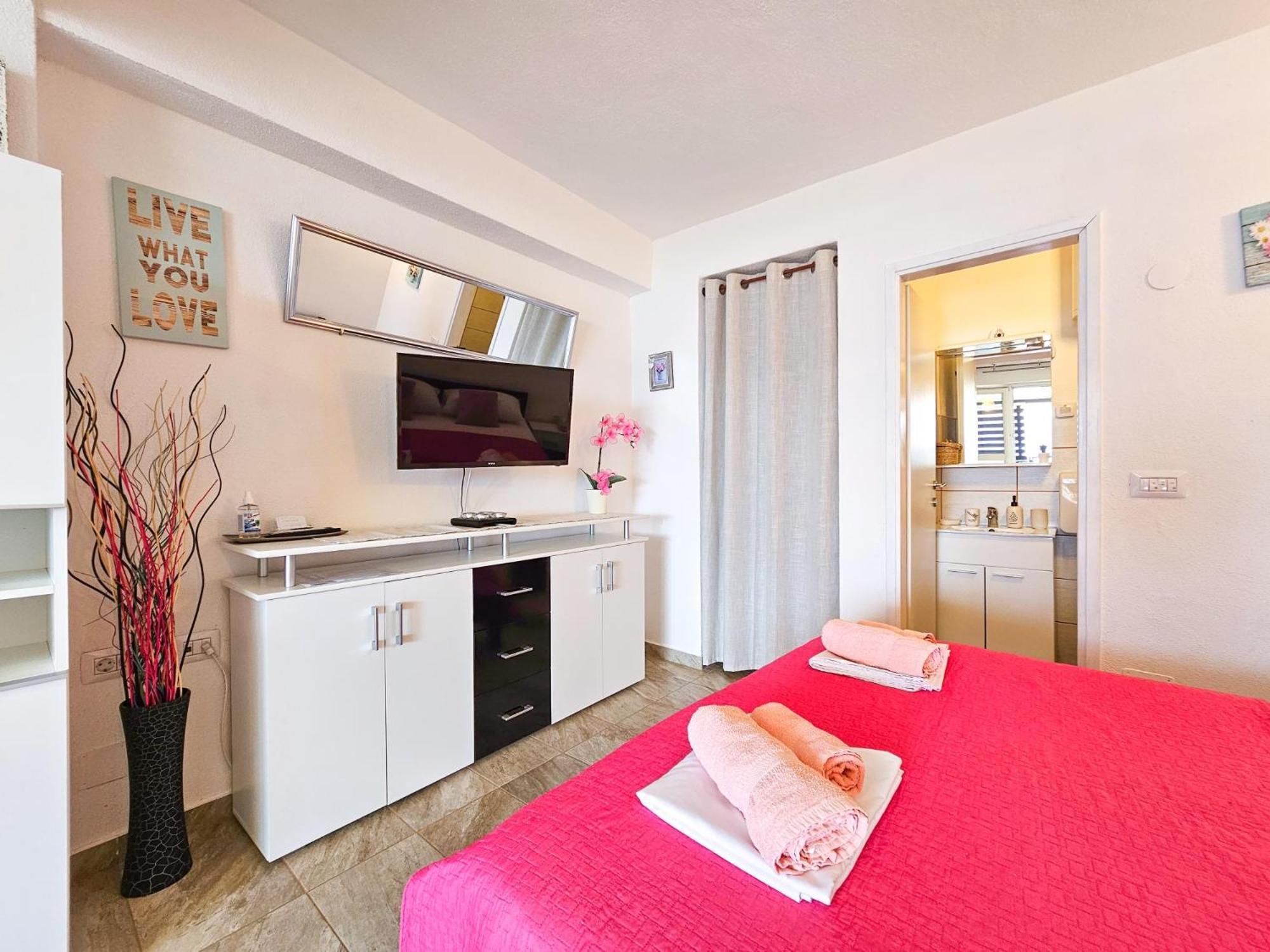 Apartments Maja I Ante Zengg Kültér fotó